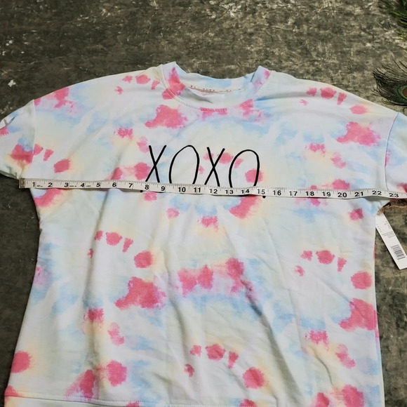 Rae Dunn XOXO Sweatshirt - Picture 3 of 6